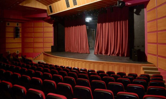 Devlet Tiyatroları’ndan küçük sanatseverlere tiyatro şöleni